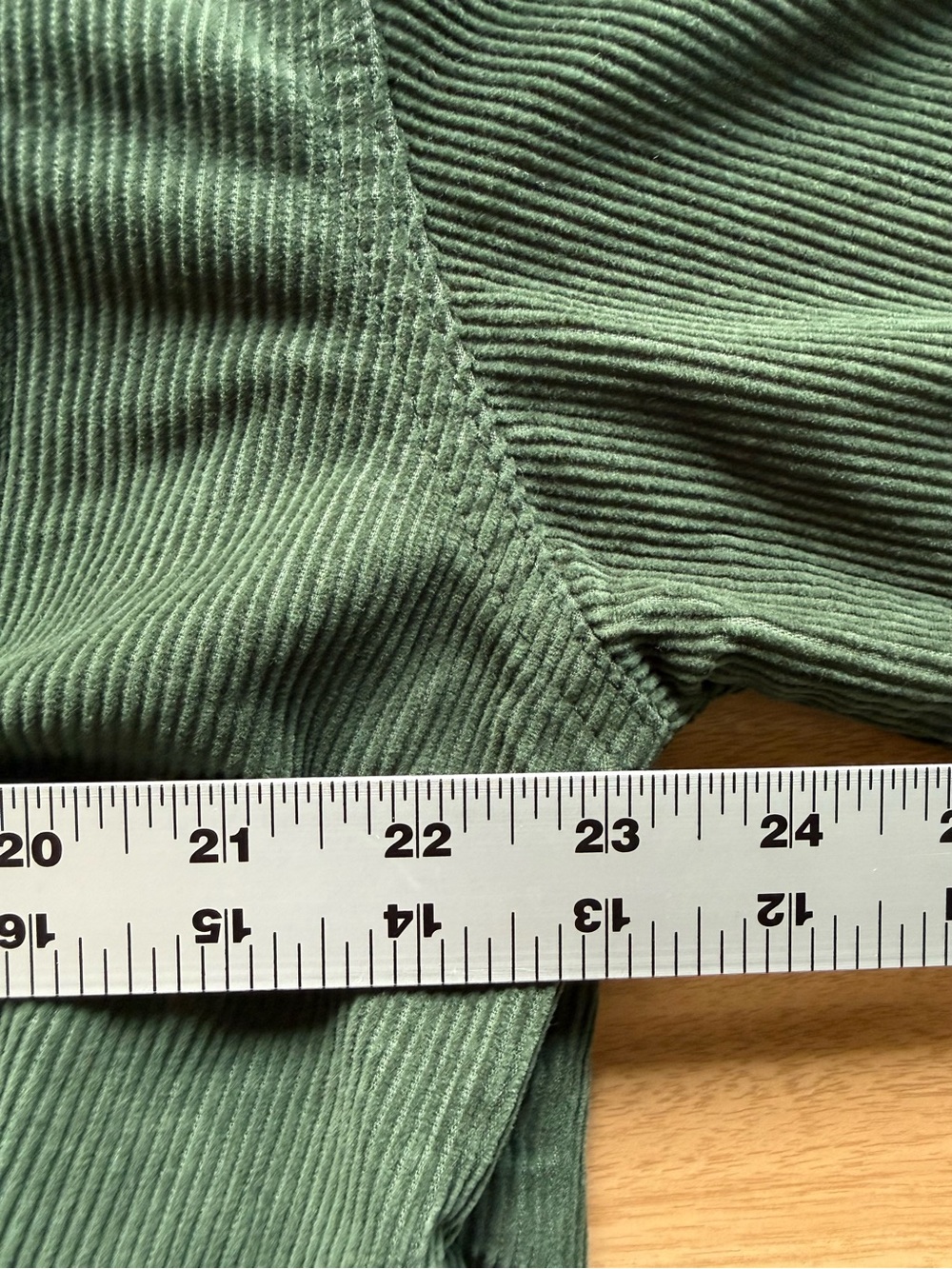 Levi's Green Corduroy Button-Down Shirt - Picture 5 of 5